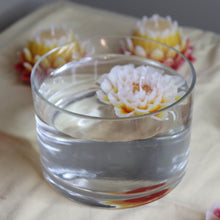 Load image into Gallery viewer, Flower Candle Gift Box Natural - Yellow &amp; Red
