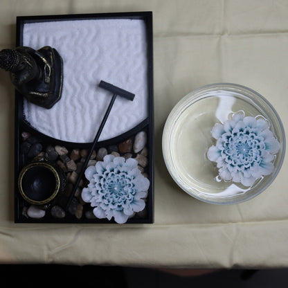 Flower Candle Gift Box Natural - Blue & Dark Blue