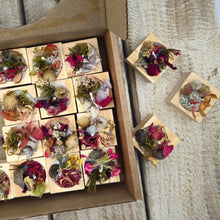 Load image into Gallery viewer, Natural Fire Starters (16 Pack)

