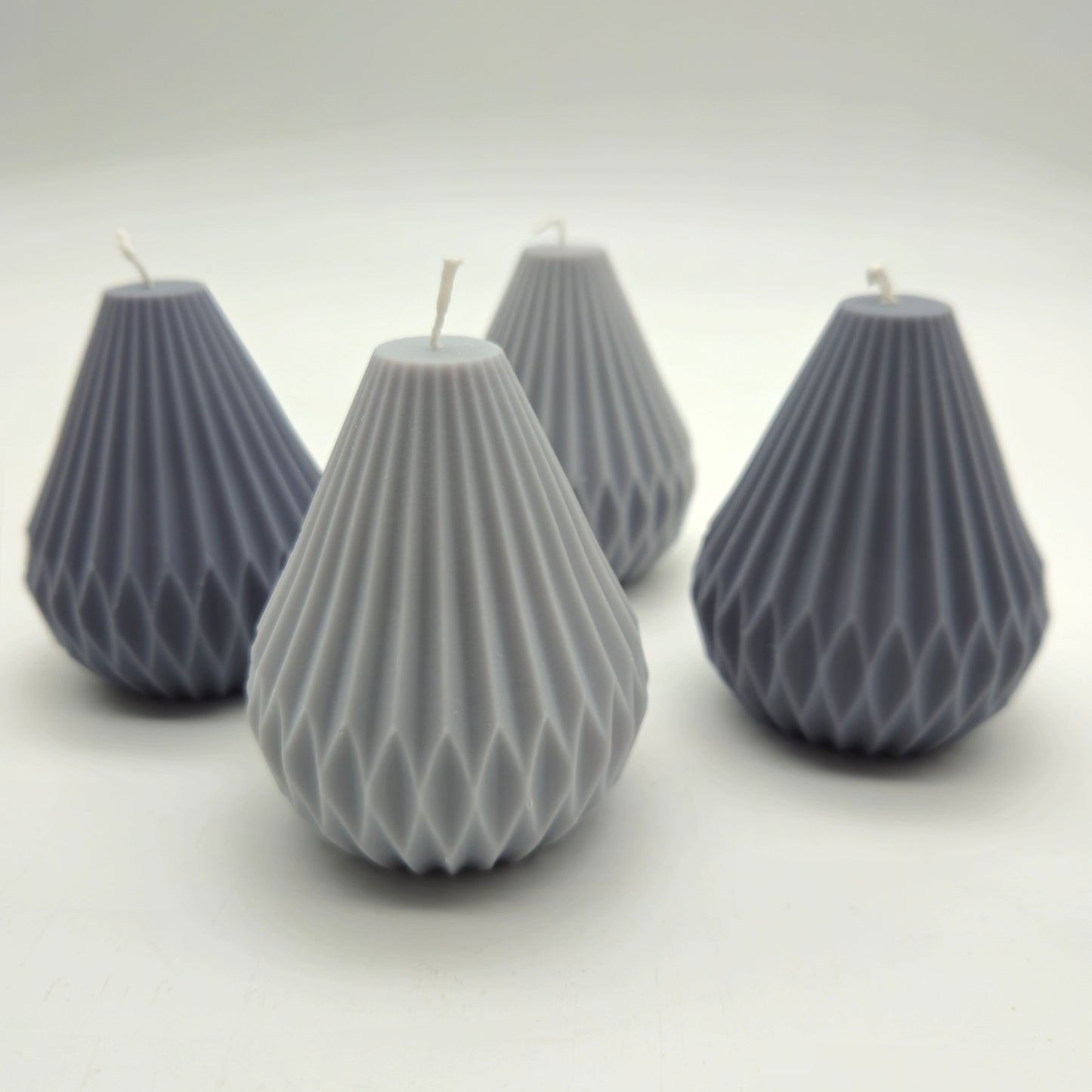 Evolve Soy Wax Geometric Candle - Grey & Light Grey - Lemongrass
