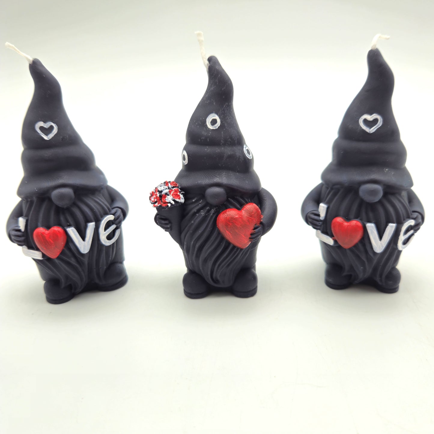Evolve Soy Wax Heart & Love Black Gnome Candles - Vanilla
