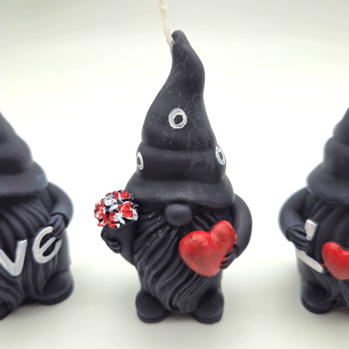 Evolve Soy Wax Heart & Love Black Gnome Candles - Vanilla